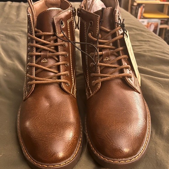 NEW Madden NYC Brown Men’s Boots - Picture 2 of 3